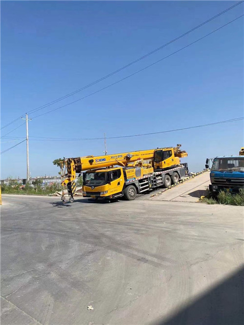 贵德县吊车作业时，可能会产生哪些额外收费项目？